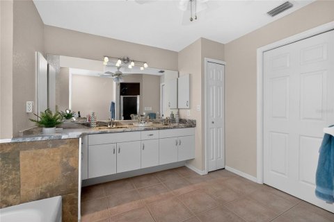 Casa en alquiler en Punta Gorda, Florida, 3 dormitorios, 173.45 m2 № 2205153 - foto 19