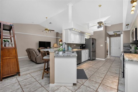 Casa en alquiler en Punta Gorda, Florida, 3 dormitorios, 173.45 m2 № 2205153 - foto 10