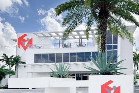 Copropriété à louer à Doral, Floride: 3 chambres, 122.17 m2 № 2024068 - photo 13