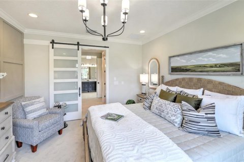 House in Land O' Lakes, Florida 4 bedrooms, 230.12 sq.m. № 2092444 - photo 8