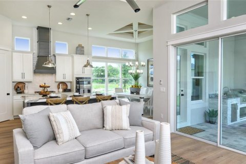 House in Land O' Lakes, Florida 4 bedrooms, 230.12 sq.m. № 2092444 - photo 23