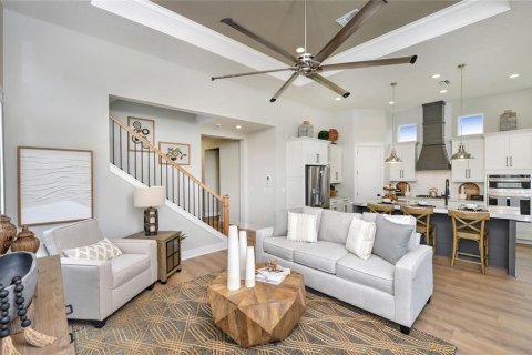 House in Land O' Lakes, Florida 4 bedrooms, 230.12 sq.m. № 2092444 - photo 21