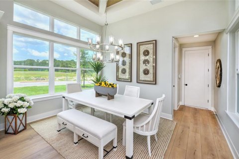 House in Land O' Lakes, Florida 4 bedrooms, 230.12 sq.m. № 2092444 - photo 26
