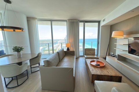 Condominio en venta en Hollywood, Florida, 1 dormitorio, 80.73 m2 № 1957614 - foto 24