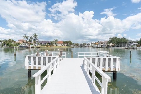 Copropriété à vendre à Tierra Verde, Floride: 2 chambres, 103.12 m2 № 2100679 - photo 26