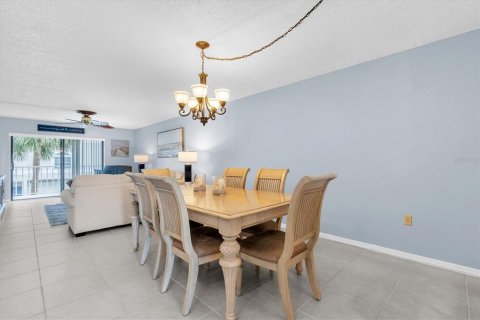 Copropriété à vendre à Tierra Verde, Floride: 2 chambres, 103.12 m2 № 2100679 - photo 9