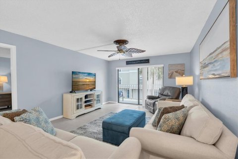 Copropriété à vendre à Tierra Verde, Floride: 2 chambres, 103.12 m2 № 2100679 - photo 7