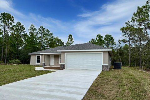 Villa ou maison à vendre à Dunnellon, Floride: 3 chambres, 144.65 m2 № 1902261 - photo 1