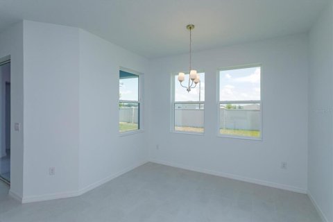 Casa en venta en Haines City, Florida, 4 dormitorios, 163.32 m2 № 1751380 - foto 6