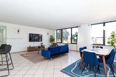 Copropriété à vendre à Hollywood, Floride: 2 chambres, 127.28 m2 № 2186734 - photo 8