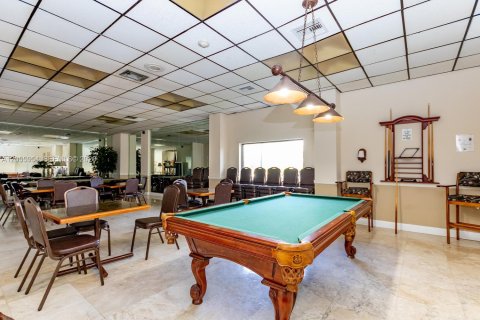 Copropriété à vendre à Hollywood, Floride: 2 chambres, 127.28 m2 № 2186734 - photo 28