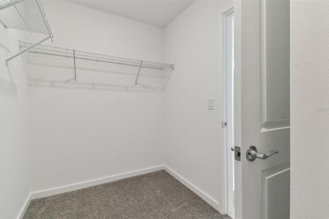 House in Apollo Beach, Florida 5 bedrooms, 240.25 sq.m. № 1815329 - photo 12
