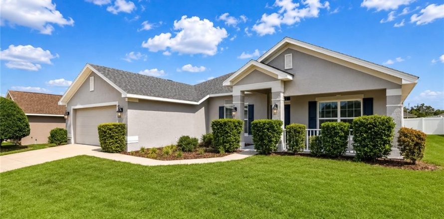 Casa en Ocala, Florida 4 dormitorios, 212.1 m2 № 2321599