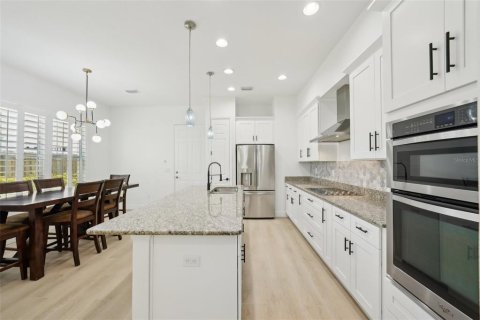 Adosado en venta en Tampa, Florida, 3 dormitorios, 191.94 m2 № 1743779 - foto 20