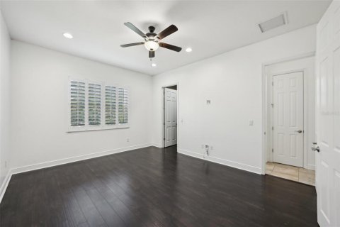 Adosado en venta en Tampa, Florida, 3 dormitorios, 191.94 m2 № 1743779 - foto 25