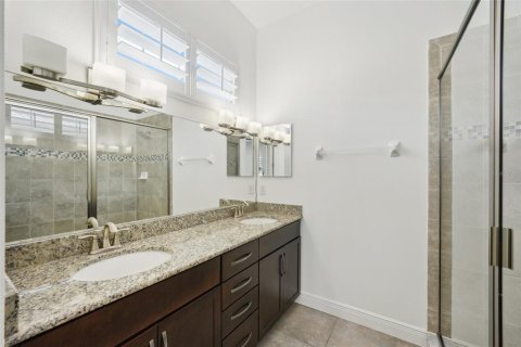 Adosado en venta en Tampa, Florida, 3 dormitorios, 191.94 m2 № 1743779 - foto 29