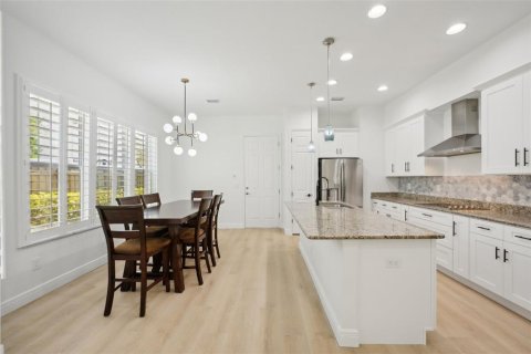 Adosado en venta en Tampa, Florida, 3 dormitorios, 191.94 m2 № 1743779 - foto 14