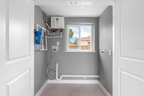 Casa en venta en Saint Pete Beach, Florida, 3 dormitorios, 130.71 m2 № 1831598 - foto 24
