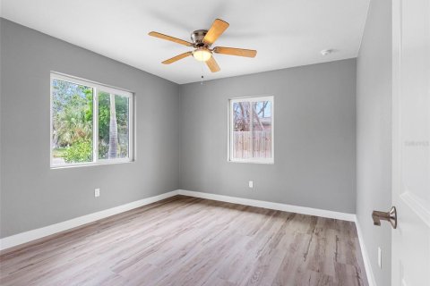 Casa en venta en Saint Pete Beach, Florida, 3 dormitorios, 130.71 m2 № 1831598 - foto 8