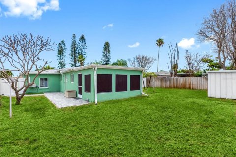 Casa en venta en Saint Pete Beach, Florida, 3 dormitorios, 130.71 m2 № 1831598 - foto 29