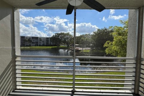 Купить кондоминиум в Дейви, Флорида 1 спальня, 80.82м2, № 2002365 - фото 13