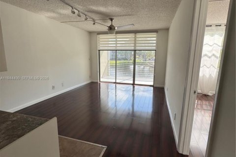 Купить кондоминиум в Дейви, Флорида 1 спальня, 80.82м2, № 2002365 - фото 3