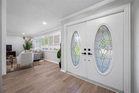 House in Clearwater, Florida 4 bedrooms, 195.09 sq.m. № 2212873 - photo 13