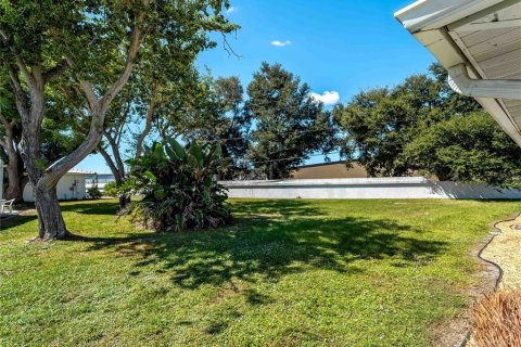 Villa ou maison à vendre à Venice, Floride: 2 chambres, 122.63 m2 № 2109482 - photo 29