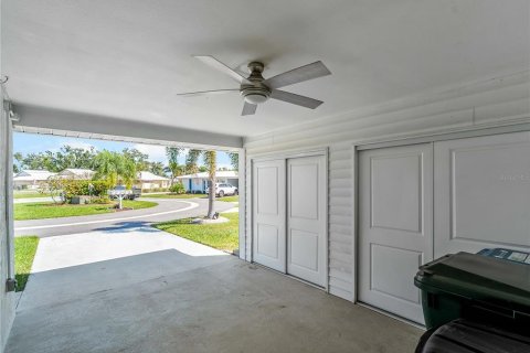 Villa ou maison à vendre à Venice, Floride: 2 chambres, 122.63 m2 № 2109482 - photo 25