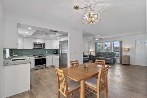 Villa ou maison à vendre à Venice, Floride: 2 chambres, 122.63 m2 № 2109482 - photo 5