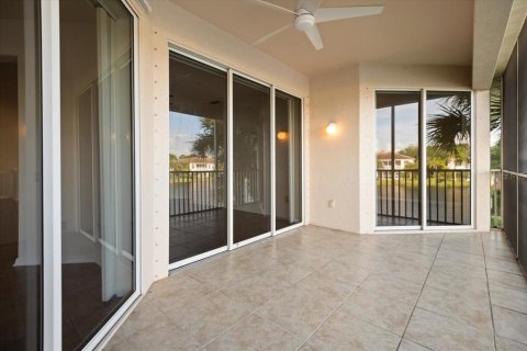 Copropriété à louer à Sarasota, Floride: 3 chambres, 189.99 m2 № 2419223 - photo 3