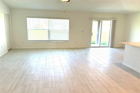House in Plant City, Florida 4 bedrooms, 179.77 sq.m. № 2113742 - photo 9