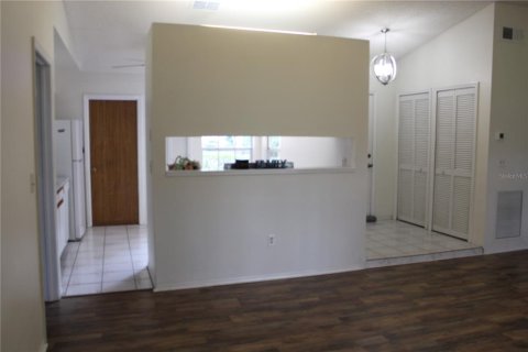 Casa en venta en Spring Hill, Florida, 3 dormitorios, 119.84 m2 № 1824977 - foto 12