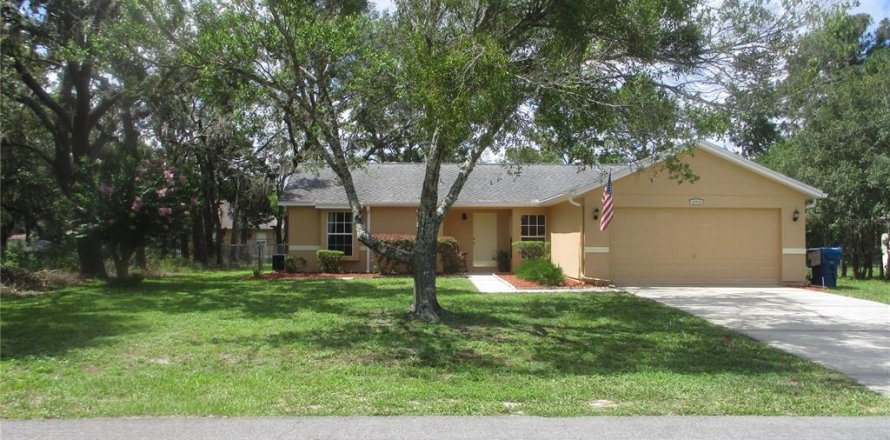 Casa en Spring Hill, Florida 3 dormitorios, 119.84 m2 № 1824977