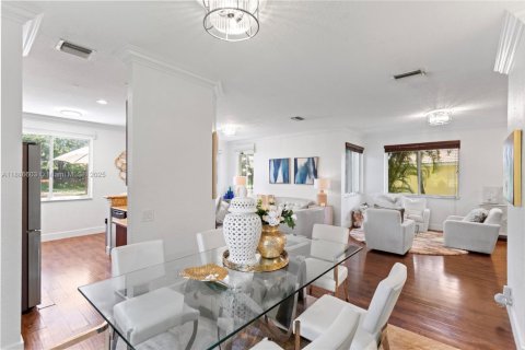 Villa ou maison à vendre à Weston, Floride: 4 chambres, 176.7 m2 № 1951106 - photo 8