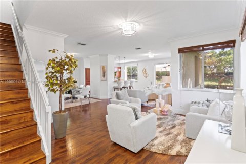 Villa ou maison à vendre à Weston, Floride: 4 chambres, 176.7 m2 № 1951106 - photo 4