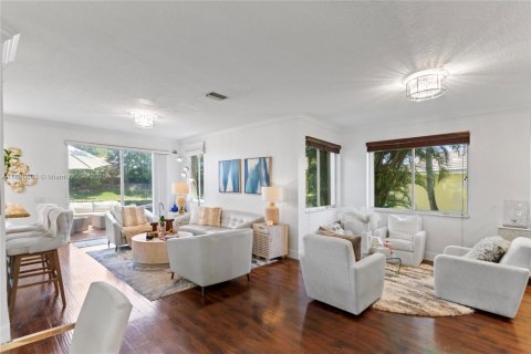 Villa ou maison à vendre à Weston, Floride: 4 chambres, 176.7 m2 № 1951106 - photo 6