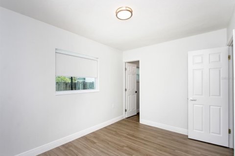 Casa en alquiler en Orlando, Florida, 3 dormitorios, 96.9 m2 № 1913925 - foto 25
