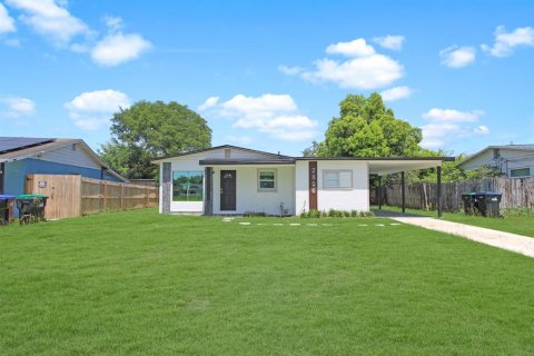 Casa en alquiler en Orlando, Florida, 3 dormitorios, 96.9 m2 № 1913925 - foto 2