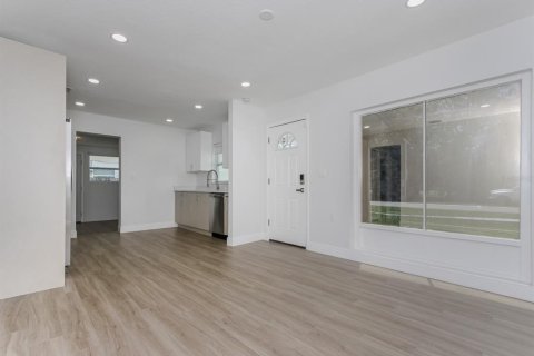 Casa en alquiler en Orlando, Florida, 3 dormitorios, 96.9 m2 № 1913925 - foto 14