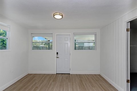 Casa en alquiler en Orlando, Florida, 3 dormitorios, 96.9 m2 № 1913925 - foto 16