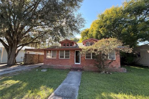 Casa en Bushnell, Florida 3 dormitorios, 135.82 m2 № 2385665