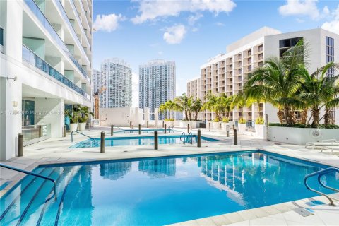 Condominio en venta en Miami, Florida, 2 dormitorios, 114.92 m2 № 1812175 - foto 19