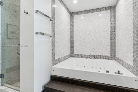 Condominio en venta en Miami, Florida, 2 dormitorios, 114.92 m2 № 1812175 - foto 16