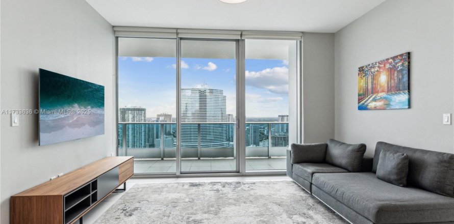 Condominio en Miami, Florida, 2 dormitorios  № 1812175