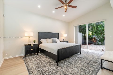 Купить виллу или дом в Пемброк-Пайнс, Флорида 3 спальни, 159.51м2, № 1955983 - фото 9