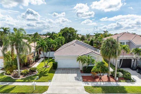 Купить виллу или дом в Пемброк-Пайнс, Флорида 3 спальни, 159.51м2, № 1955983 - фото 29