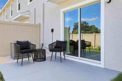 Townhouse in Wildwood, Florida 3 bedrooms, 136.01 sq.m. № 1743601 - photo 18
