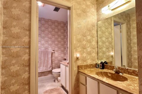 Villa ou maison à vendre à Coconut Creek, Floride: 3 chambres, 153.85 m2 № 1951296 - photo 17