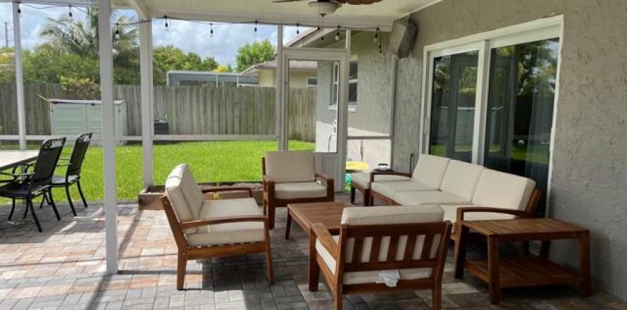 Casa en Royal Palm Beach, Florida 3 dormitorios, 158.03 m2 № 860608